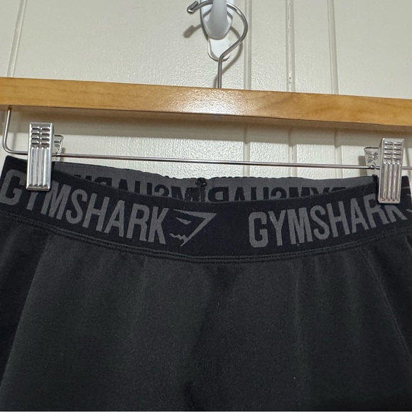 GUC Gym shark leggings,black - Picture 5 of 9